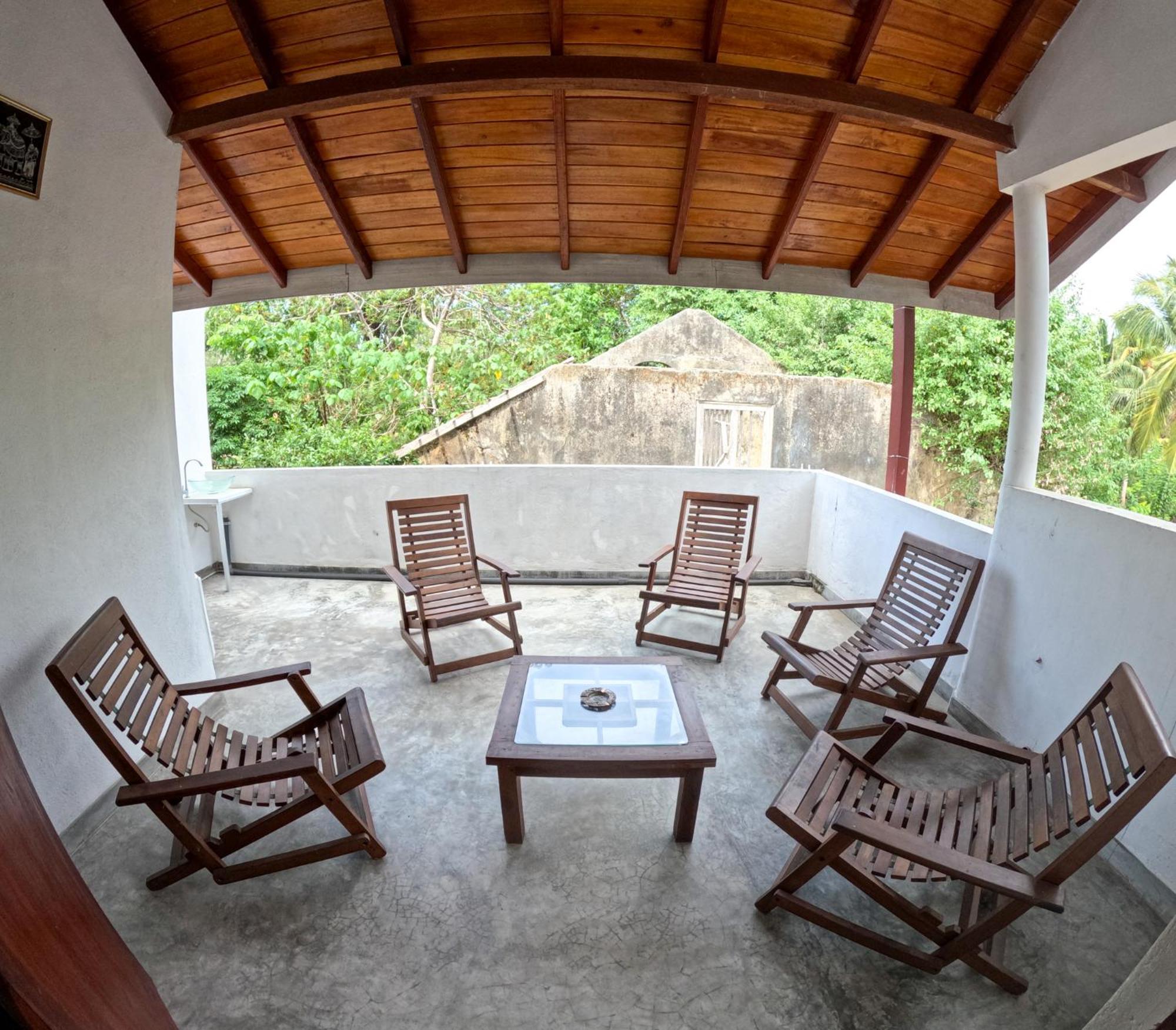 Surfbayvilla Dikwella Kültér fotó